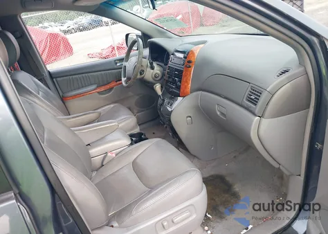 2009 Toyota Sienna Xle z USA, uszkodzony, nr VIN 5TDZK22C19S244884